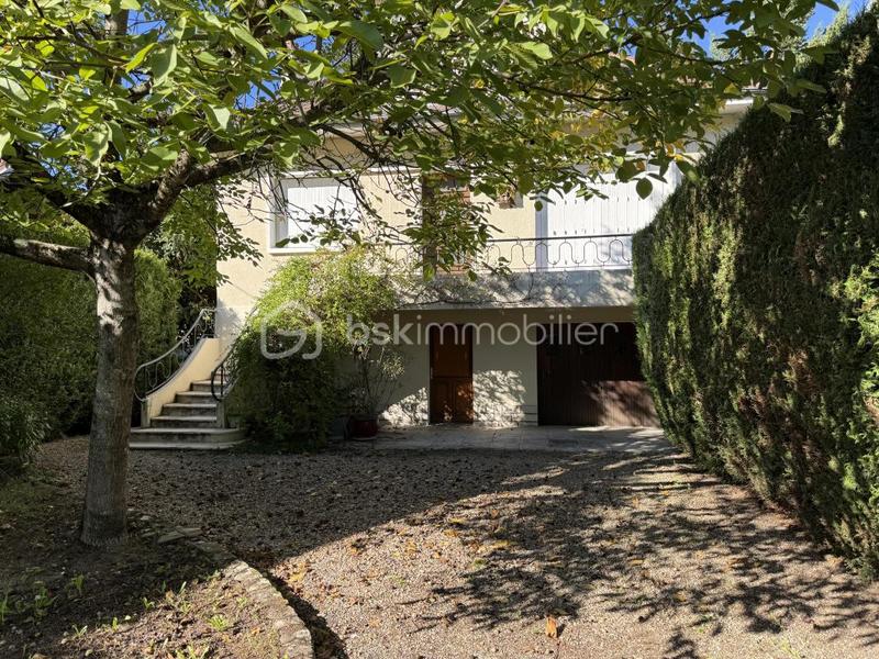 Maison - 145 m² - 7 pièces