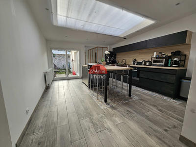 Maison - 110 m² - 5 pièces