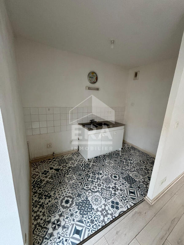 Immeuble - 18 pièces