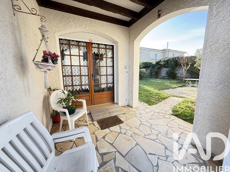 Maison - 93 m² - 5 pièces