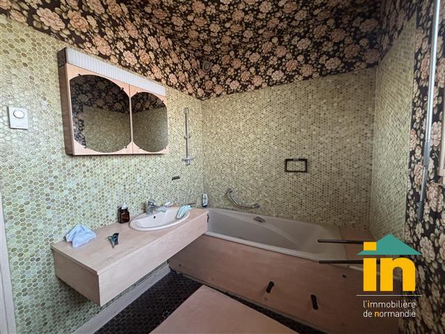 Maison de ville - 144 m² - 5 pièces