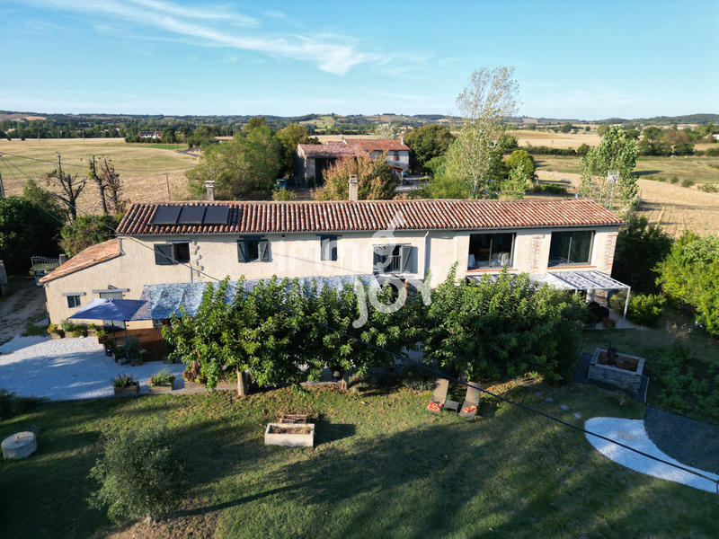 Ferme - 210 m² - 5 pièces