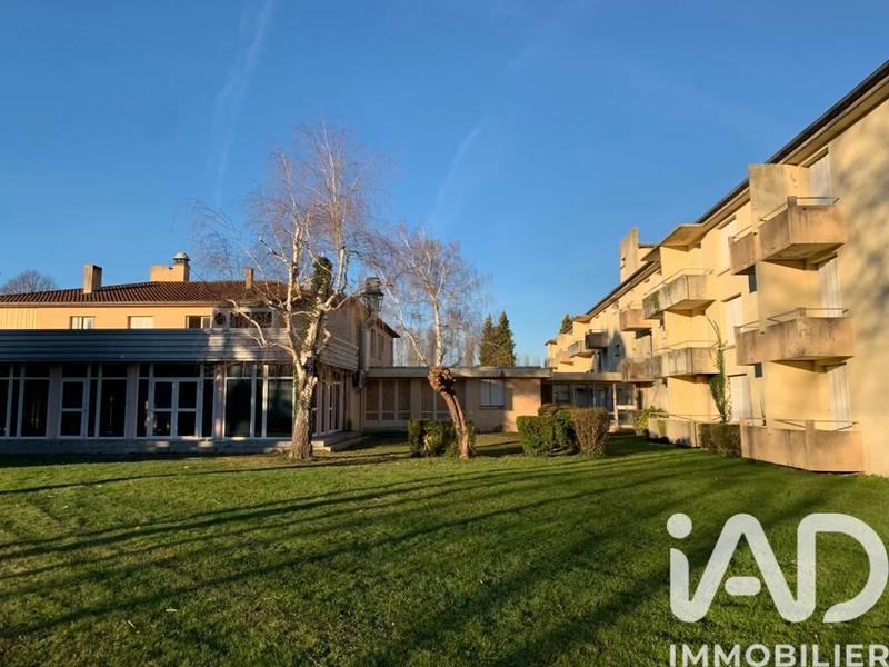 Immeuble - 2 200 m²