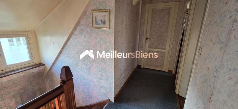 Maison - 145 m² - 9 pièces