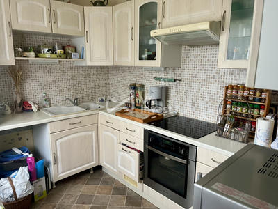 Maison - 80 m² - 5 pièces