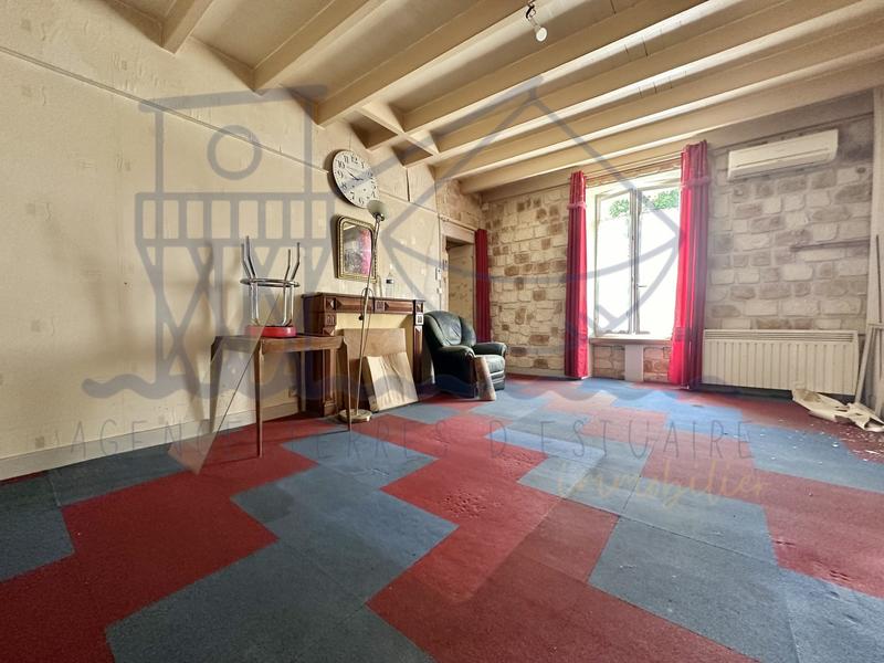 Maison ancienne - 162 m² - 4 pièces