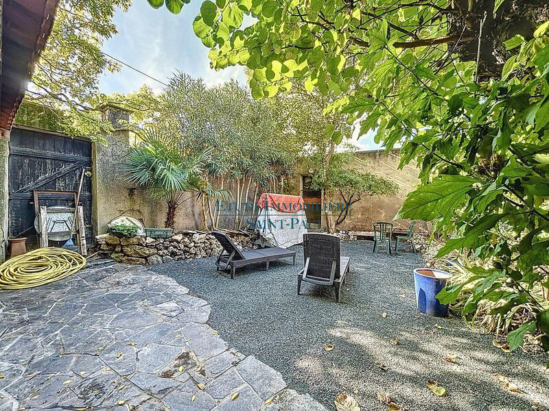 Maison - 160 m² - 8 pièces