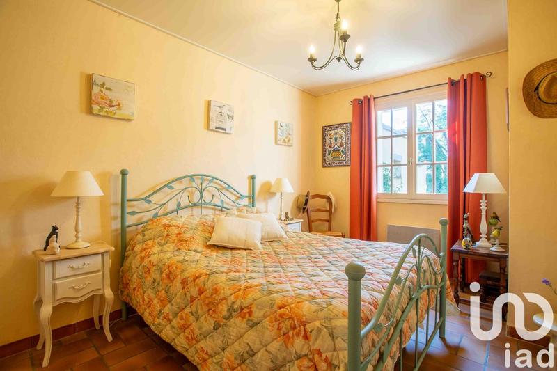 Maison - 223 m² - 8 pièces