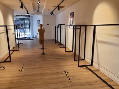 Local commercial - 305 m²