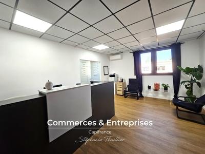 Bureau - 74 m² - 1 pièce