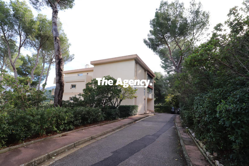 Appartement - 76 m² - 4 pièces