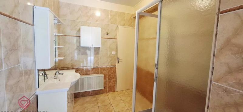 Maison de village - 227 m² - 9 pièces