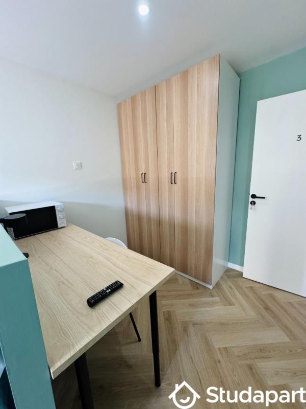 Chambre - 12 m² - 1 pièce