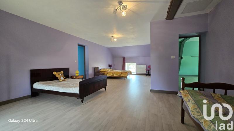 Maison - 295 m² - 10 pièces