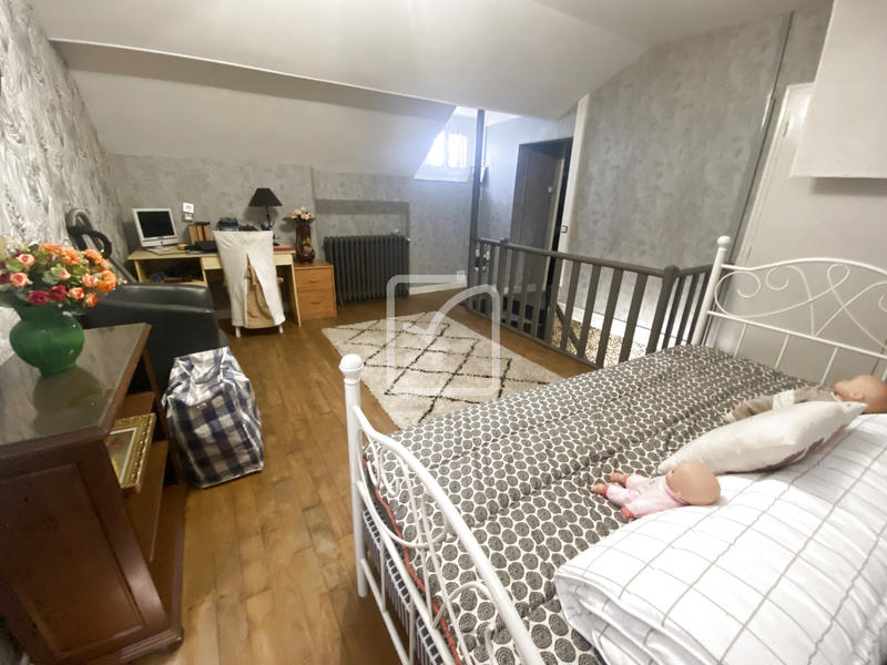 Maison - 127 m² - 6 pièces