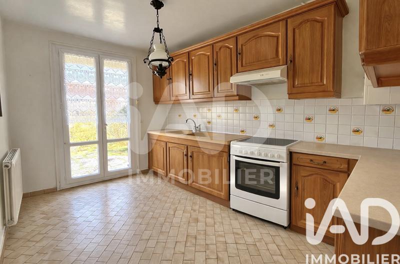 Maison - 92 m² - 5 pièces