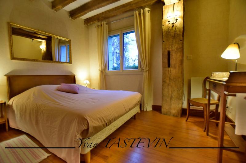 Propriété - 144 m² - 7 pièces