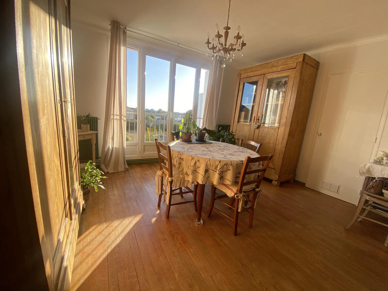 Appartement - 64 m² - 4 pièces