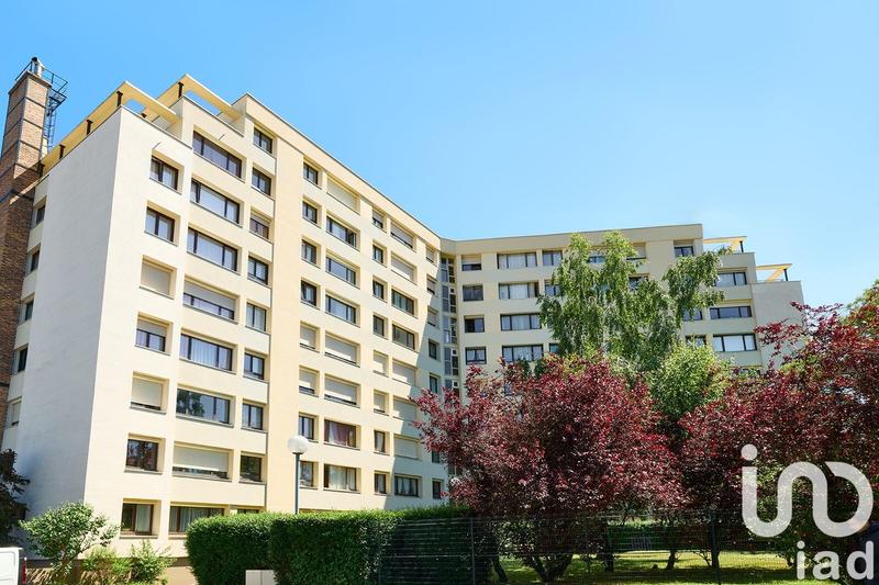 Appartement - 93 m² - 5 pièces