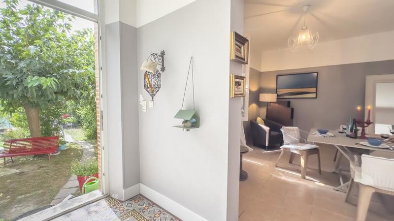 Maison de maîtres - 325 m² - 8 pièces