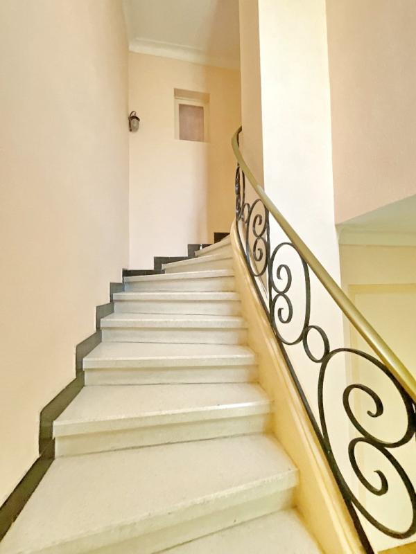 Maison - 182 m² - 7 pièces