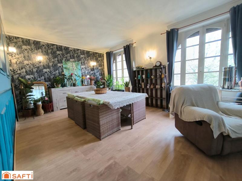 Maison de maîtres - 162 m² - 9 pièces