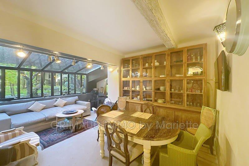 Maison de village - 300 m² - 9 pièces