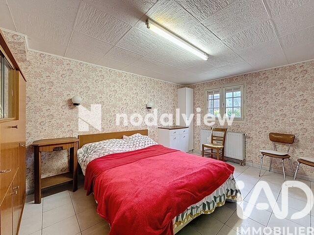 Maison - 181 m² - 9 pièces