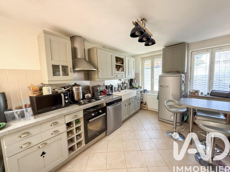 Maison - 140 m² - 6 pièces