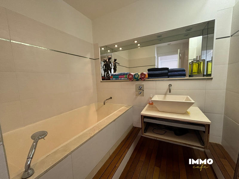 Appartement - 57 m² - 2 pièces