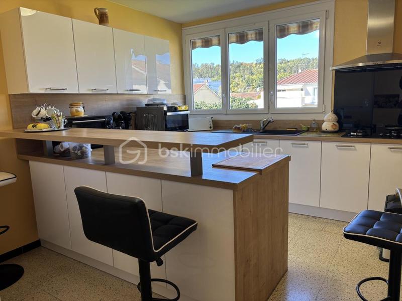 Maison traditionnelle - 135 m² - 4 pièces