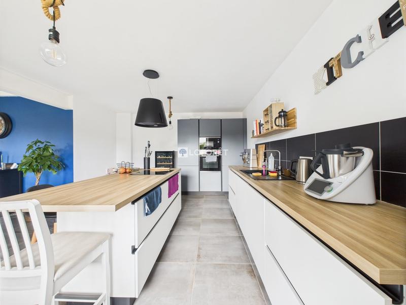 Maison - 111 m² - 4 pièces