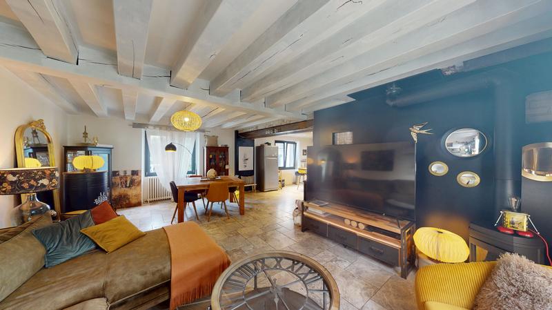 Maison - 160 m² - 8 pièces