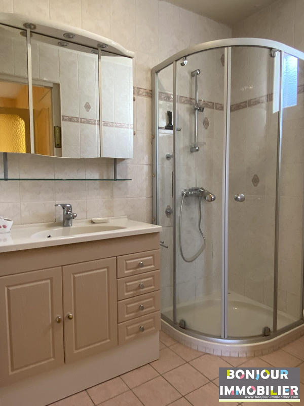 Maison - 187 m² - 6 pièces