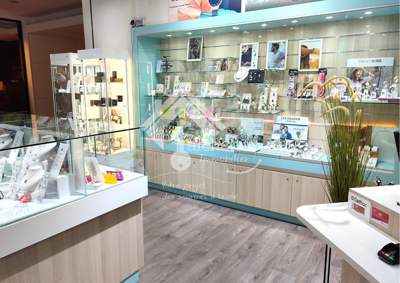 Fonds de commerce - Magasins - 60 m²