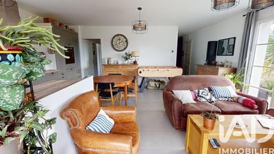 Maison - 90 m² - 5 pièces