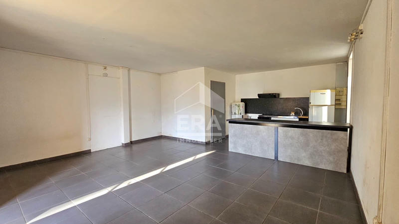 Immeuble - 6 pièces