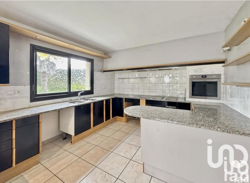 Maison - 158 m² - 5 pièces