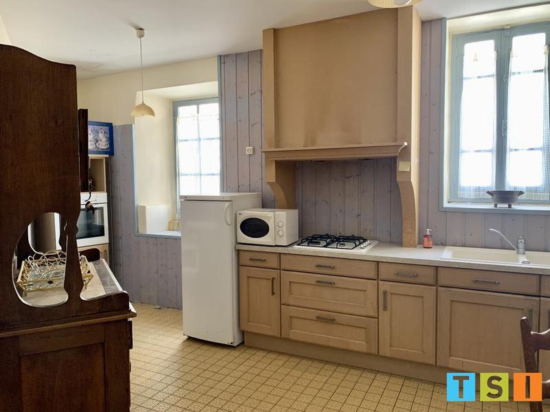 Appartement - 133 m² - 3 pièces