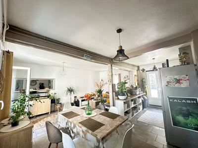 Maison - 80 m² - 5 pièces