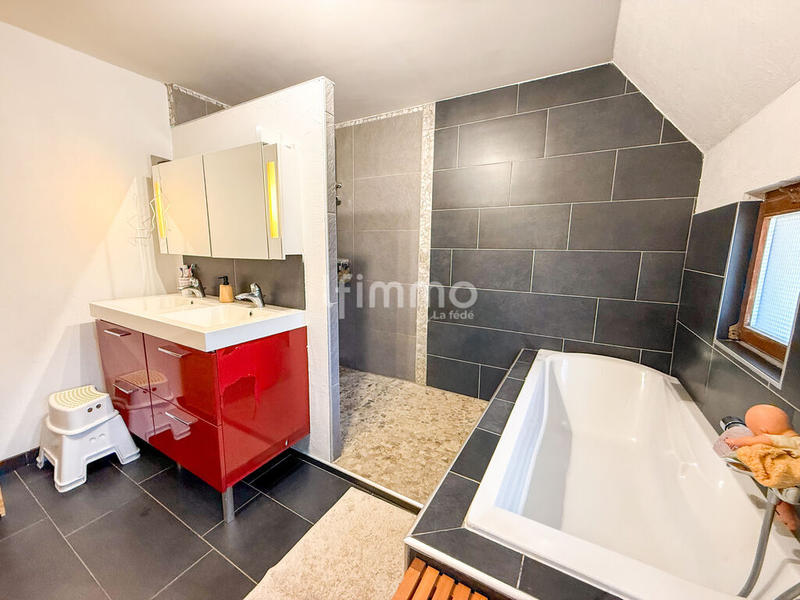 Maison - 283 m² - 7 pièces