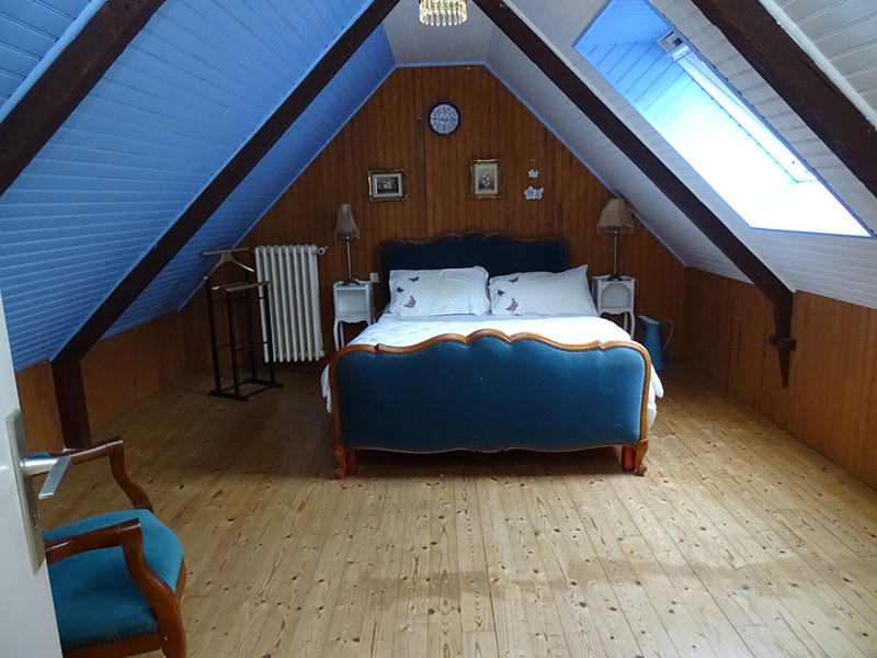 Maison - 208 m² - 13 pièces