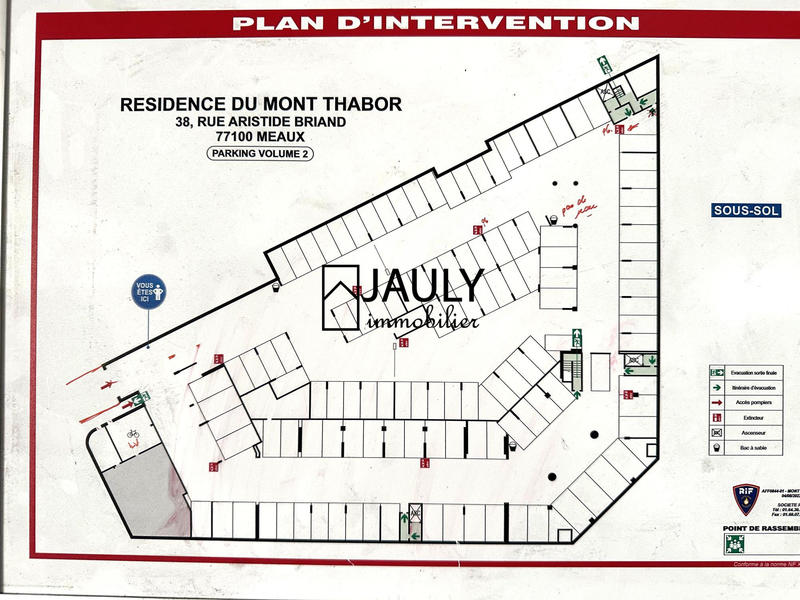 Bureau - 254 m² - 9 pièces