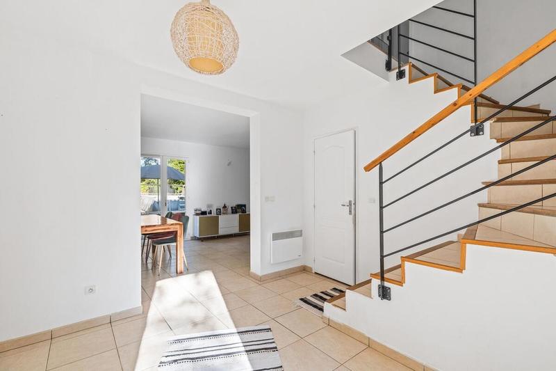 Maison - 140 m² - 6 pièces