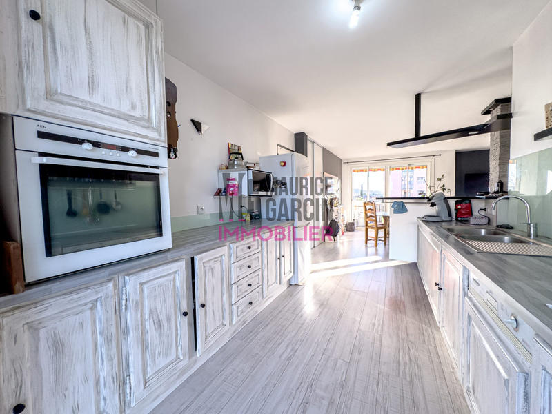 Appartement - 70 m² - 3 pièces