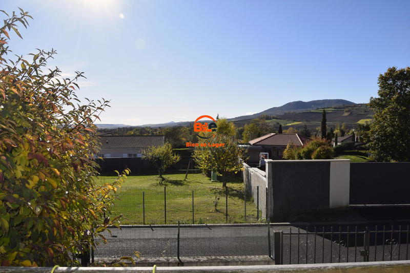 Maison - 98 m² - 4 pièces