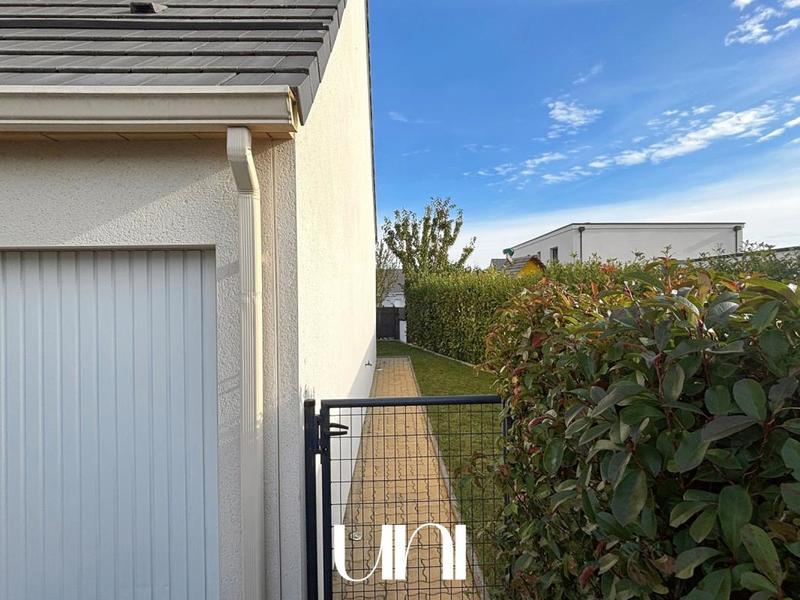 Maison - 98 m² - 4 pièces