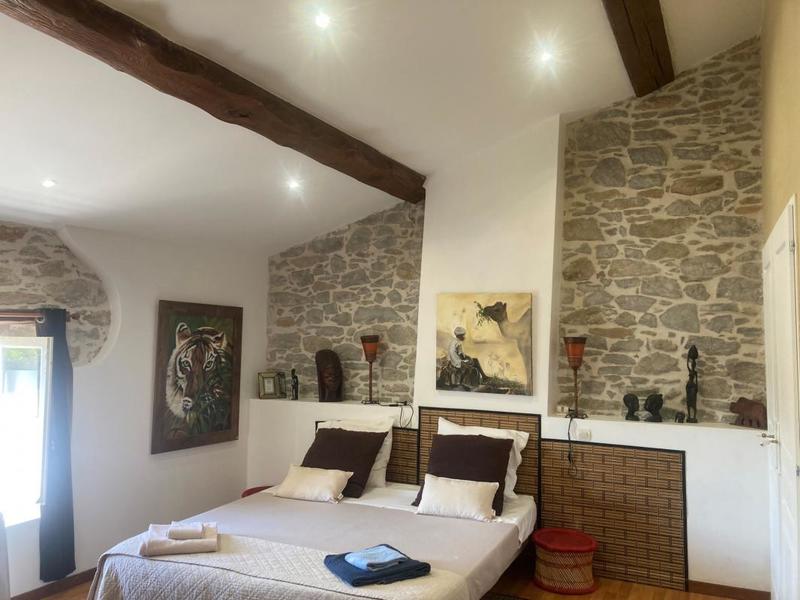 Maison de maîtres - 300 m² - 12 pièces