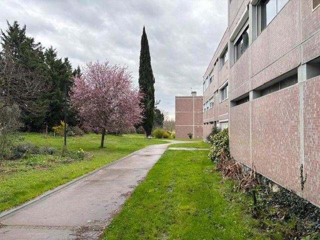 Appartement - 104 m² - 5 pièces