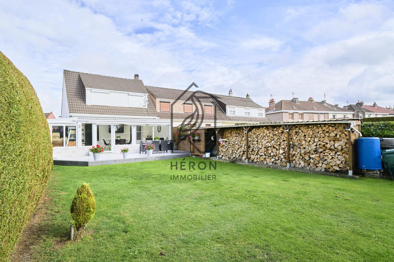 Maison - 104 m² - 5 pièces